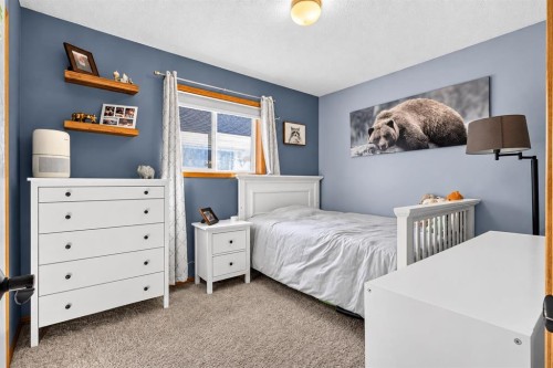 38 Somerside Crescent Sw, Calgary, AB 