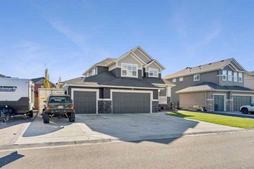 281 Boulder Creek Crescent Se, Langdon, AB 