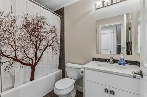 281 Boulder Creek Crescent Se, Langdon, AB 