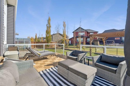281 Boulder Creek Crescent Se, Langdon, AB 
