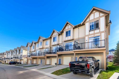 932 Sherwood Boulevard Nw, Calgary, AB 
