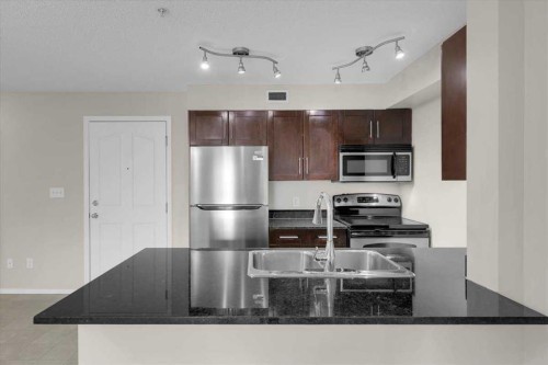 204-7130 80 Avenue NE Calgary, AB T3J 0N5