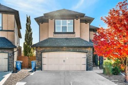 78 Cranarch View SE Calgary, AB T3M 2J3