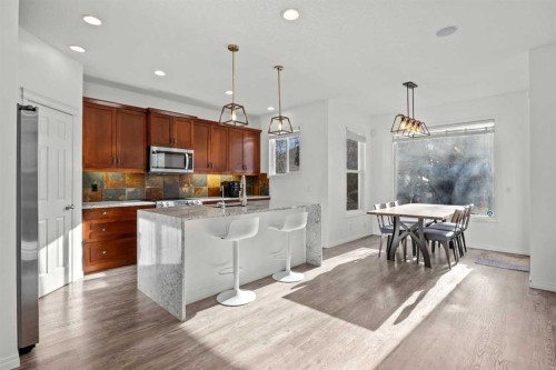 203 St Moritz Drive Sw, Calgary, AB 