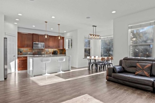 203 St Moritz Drive Sw, Calgary, AB 