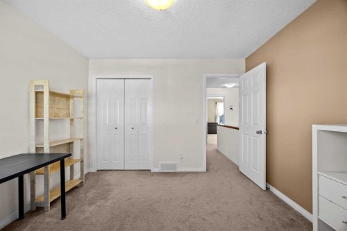 203 St Moritz Drive Sw, Calgary, AB 