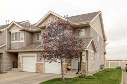 175 Royal Oak Gardens NW Calgary, AB T3G 5S5