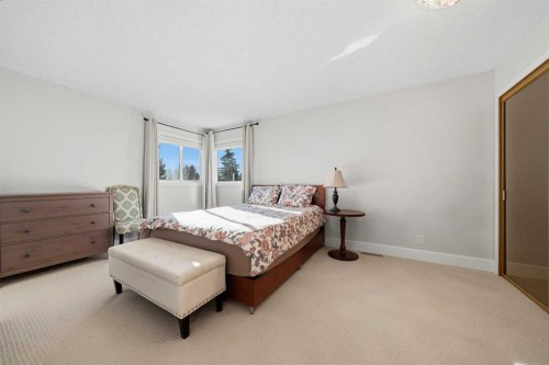 220 Hawkview Manor Circle Nw, Calgary, AB 
