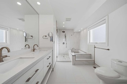220 Hawkview Manor Circle Nw, Calgary, AB 