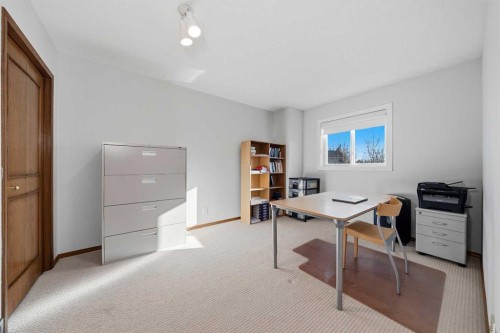 220 Hawkview Manor Circle Nw, Calgary, AB 