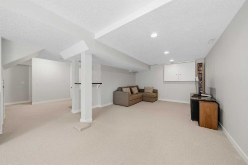 220 Hawkview Manor Circle Nw, Calgary, AB 