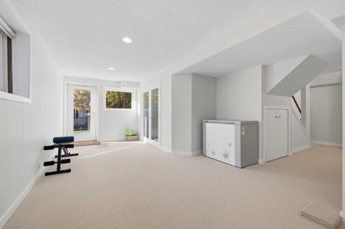 220 Hawkview Manor Circle Nw, Calgary, AB 