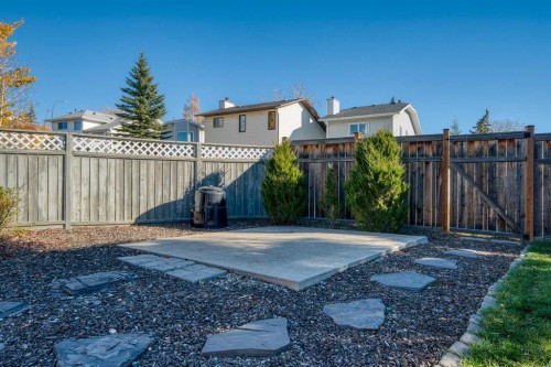 220 Hawkview Manor Circle Nw, Calgary, AB 