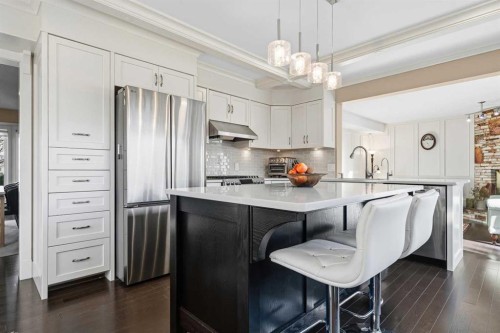 220 Hawkview Manor Circle Nw, Calgary, AB 