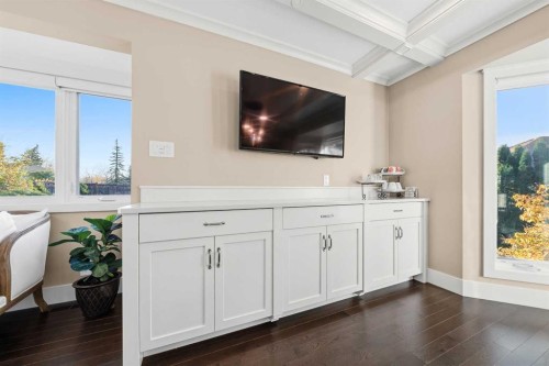 220 Hawkview Manor Circle Nw, Calgary, AB 