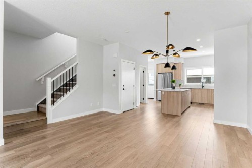 70 Versant View Sw, Calgary, AB 