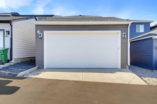 70 Versant View Sw, Calgary, AB 