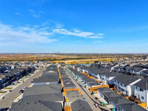 70 Versant View Sw, Calgary, AB 