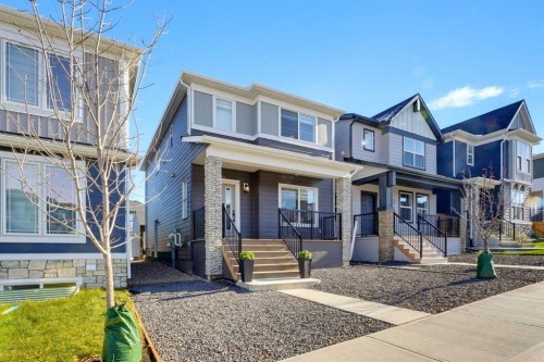 70 Versant View Sw, Calgary, AB 