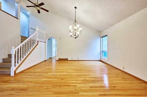 7 Suncastle Crescent Se, Calgary, AB 