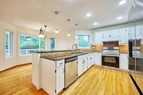 7 Suncastle Crescent Se, Calgary, AB 