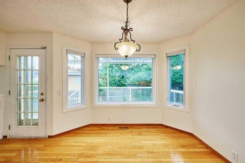 7 Suncastle Crescent Se, Calgary, AB 