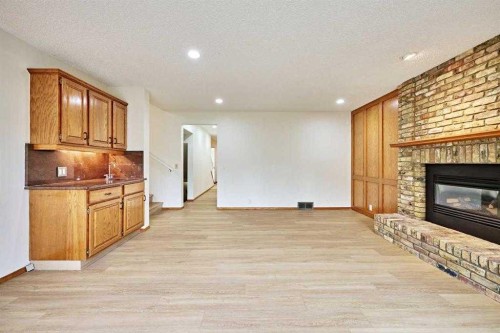 7 Suncastle Crescent Se, Calgary, AB 