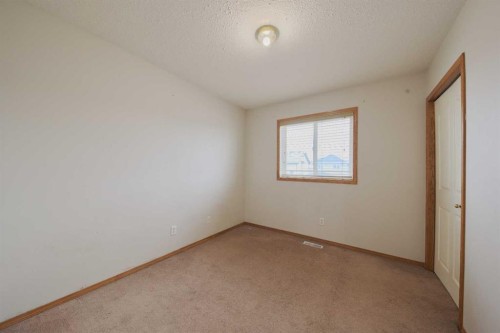 179 Saddlemead Close Ne, Calgary, AB 
