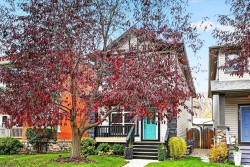 2117 15 Street SW Calgary, AB T2T 3Y9
