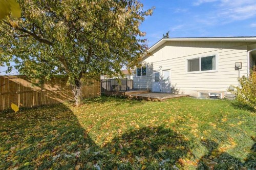 95 Rundleson Way Ne, Calgary, AB 
