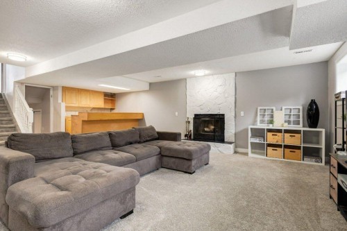 228 Deer Ridge Place Se, Calgary, AB 