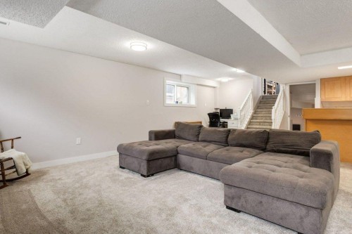 228 Deer Ridge Place Se, Calgary, AB 