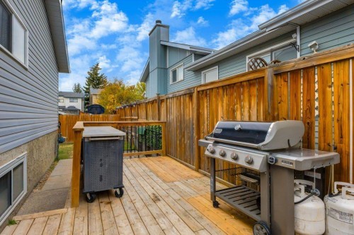 228 Deer Ridge Place Se, Calgary, AB 