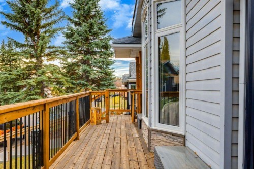 228 Deer Ridge Place Se, Calgary, AB 