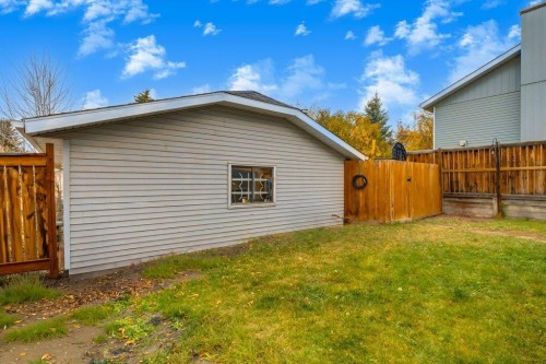 228 Deer Ridge Place Se, Calgary, AB 