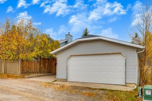 228 Deer Ridge Place Se, Calgary, AB 