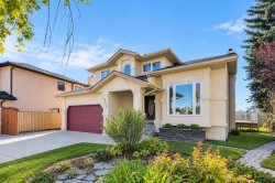 331 Wood Valley Bay SW Calgary, AB T2W 5Y6
