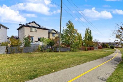 279 Panamount Hill Nw, Calgary, AB 