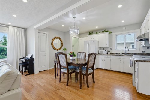 1303 Penedo Crescent Se, Calgary, AB 