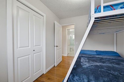 1303 Penedo Crescent Se, Calgary, AB 