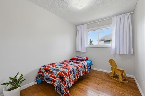 1303 Penedo Crescent Se, Calgary, AB 