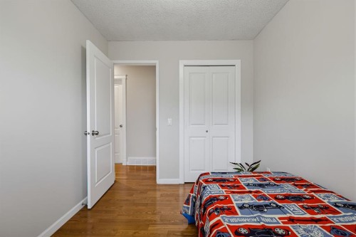 1303 Penedo Crescent Se, Calgary, AB 