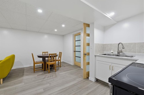 1303 Penedo Crescent Se, Calgary, AB 