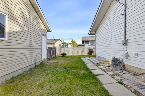 1303 Penedo Crescent Se, Calgary, AB 