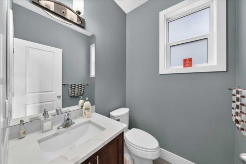 416 37 Avenue Nw, Calgary, AB 