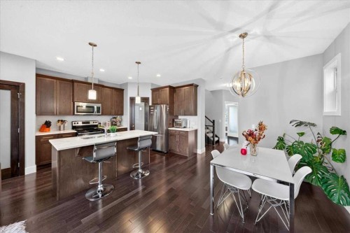 416 37 Avenue Nw, Calgary, AB 