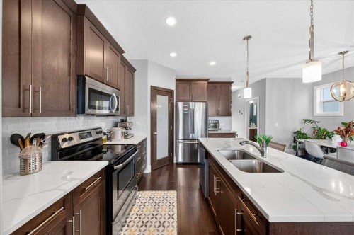 416 37 Avenue Nw, Calgary, AB 