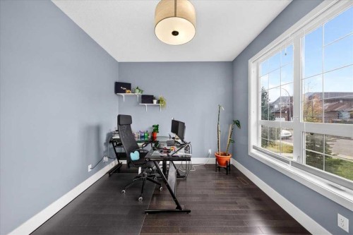 416 37 Avenue Nw, Calgary, AB 