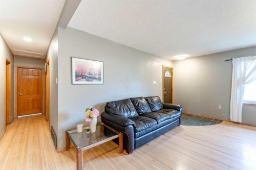 2018 Cottonwood Crescent Se, Calgary, AB 