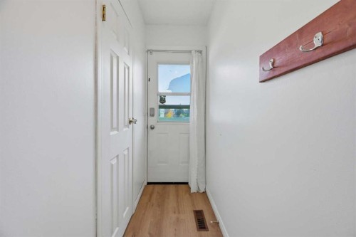 70 Edgeburn Crescent Nw, Calgary, AB 